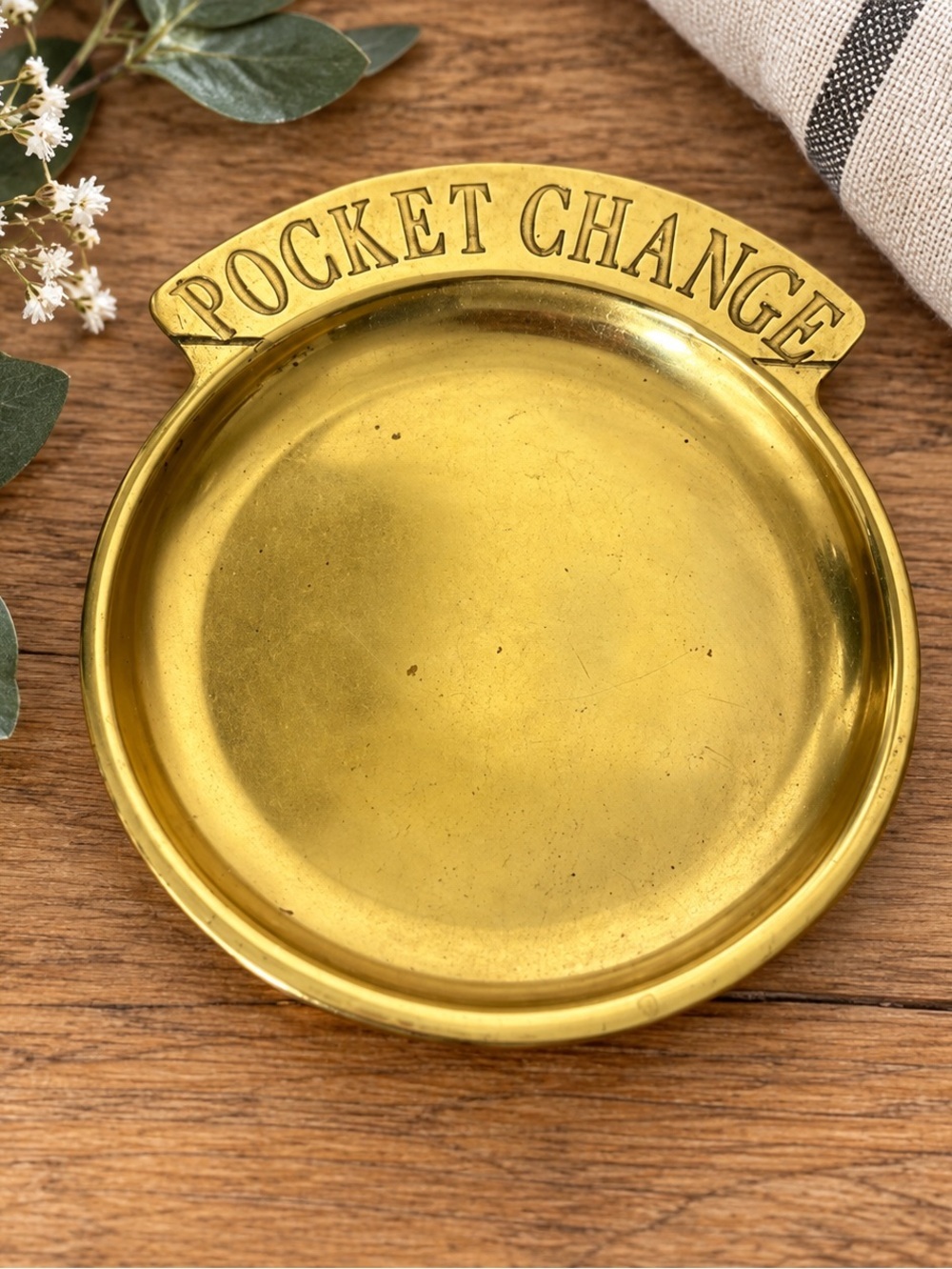 VINTAGE BRASS POCKET CHANGE DISH Gold Tone Catchall Tray Entryway Decor